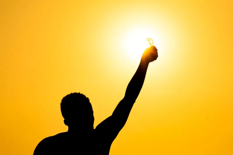 The Morning After the Magic: Why Your Best Ideas Arrive Days After Leaving Yuguang